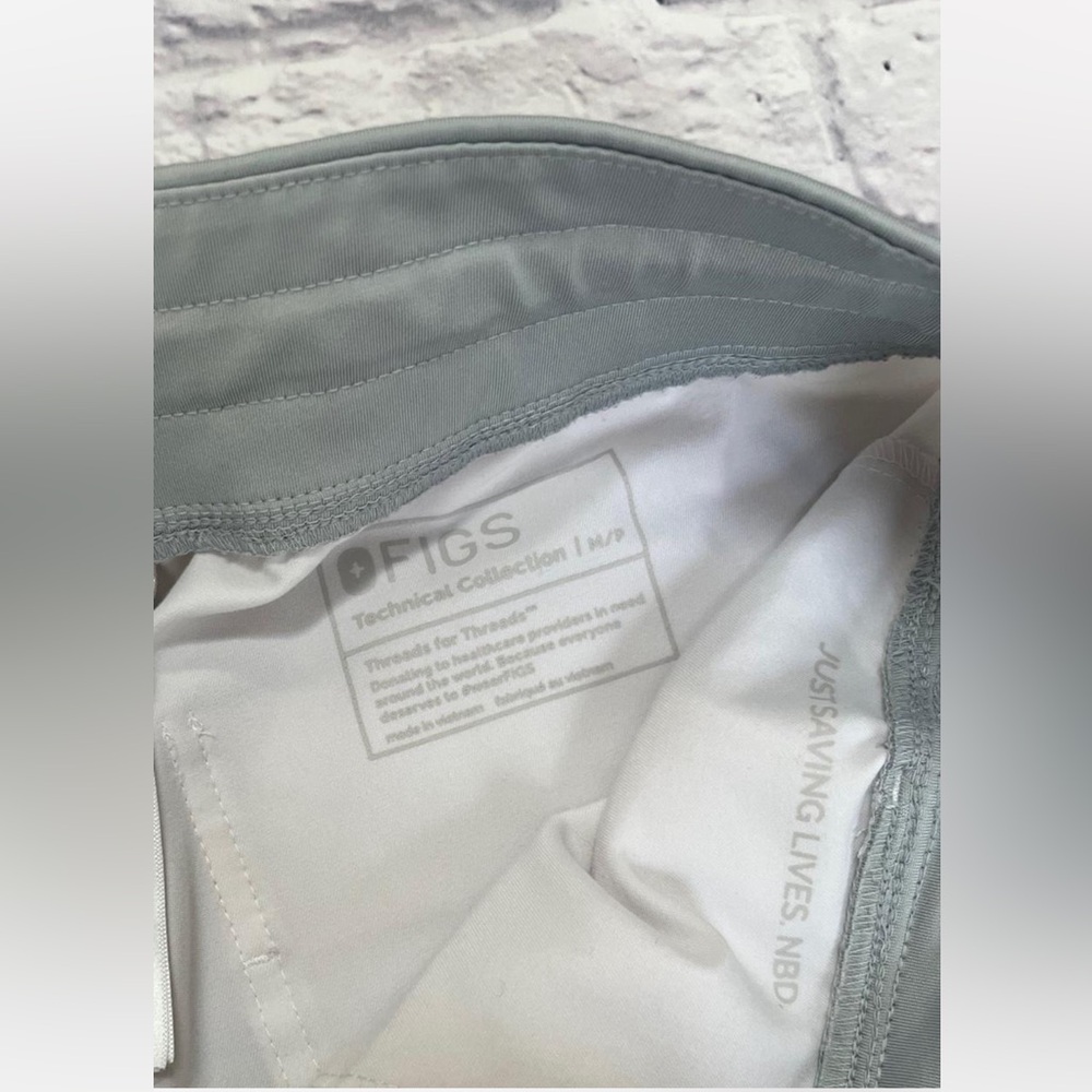 Figs Scrub bottoms Jogger Pants White with contrast grey waistband rare M pet - Picture 5 of 6